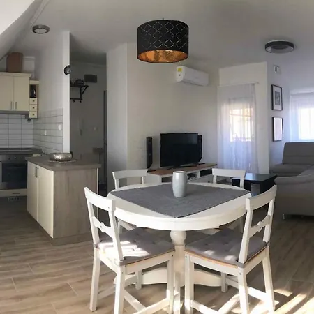 Apartment In Keszthely/balaton 35892