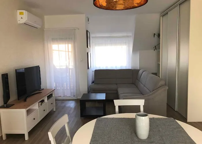 شقة In - Balaton 35892 *